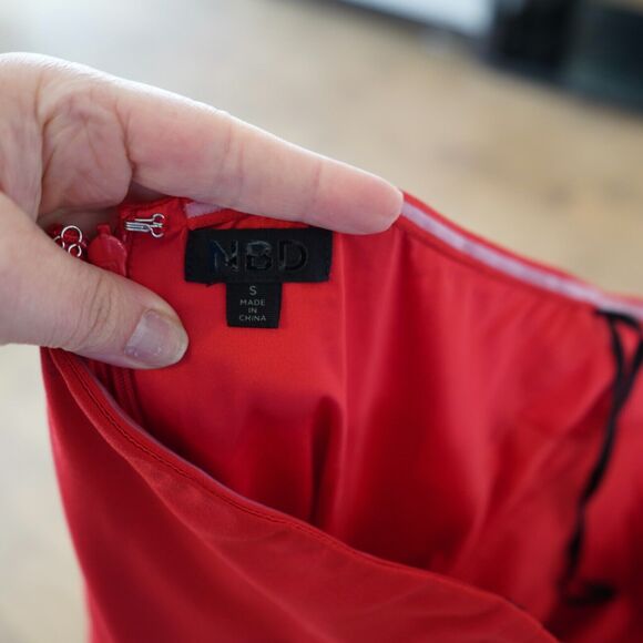 NBD Red Strapless dress with Sweetheart neckline and Slit Sz S - Picture 4 of 10